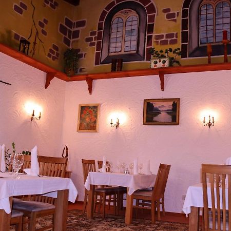 Landhotel-Restaurant Schwalbennest Zierenberg Exterior photo